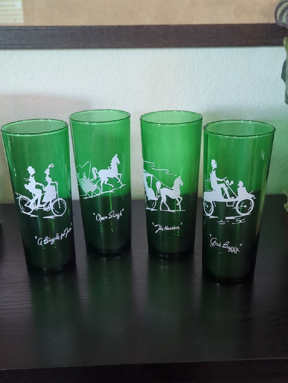 Vintage Anchor Hocking "The Hansom" forest green tall glass tumbler